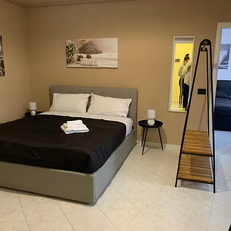 Serenityhomect Apartment